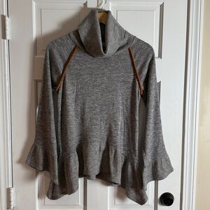 THML- size S sweater